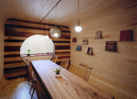 T社ミーティングルーム